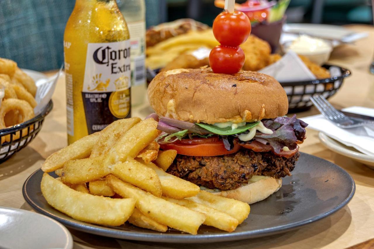 Gawler Arms Hotel エクステリア 写真